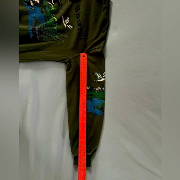 Wisconsin Wildlife Pullover Sweatshirt - Picture 7 of 8